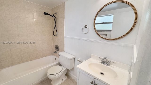 2829 Van Buren St 207, Hollywood, FL 33020