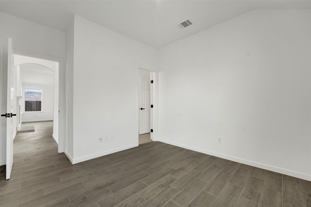8109 Tierra Del Sol Road, Arlington, TX 76002