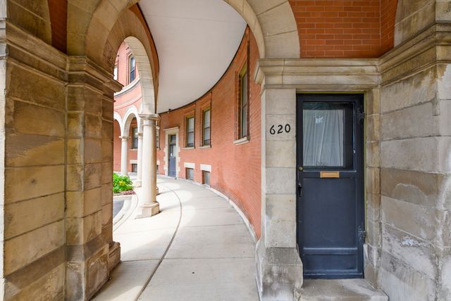 620 E 112th Street 620, Chicago, IL 60628