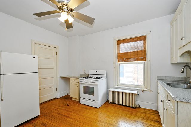 620 E 112th Street 620, Chicago, IL 60628