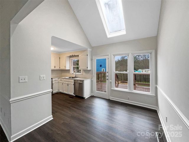 106 Cape Breton Trail, Gastonia, NC 28056