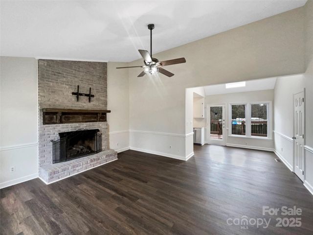 106 Cape Breton Trail, Gastonia, NC 28056