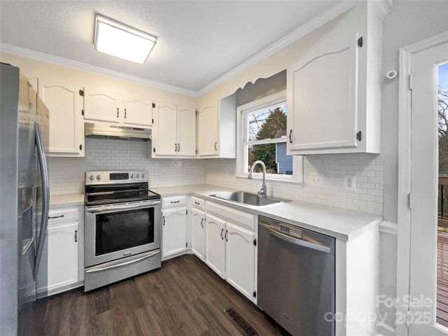 106 Cape Breton Trail, Gastonia, NC 28056