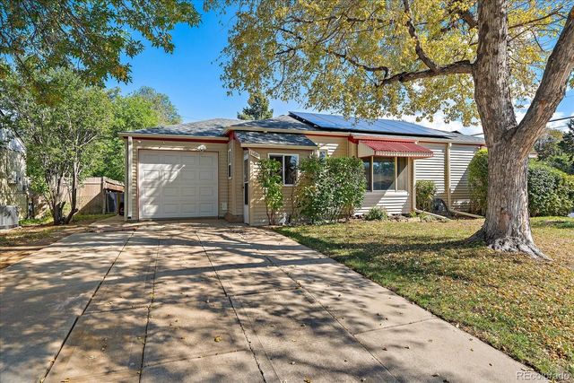 1100 Lansing Street, Aurora, CO 80010