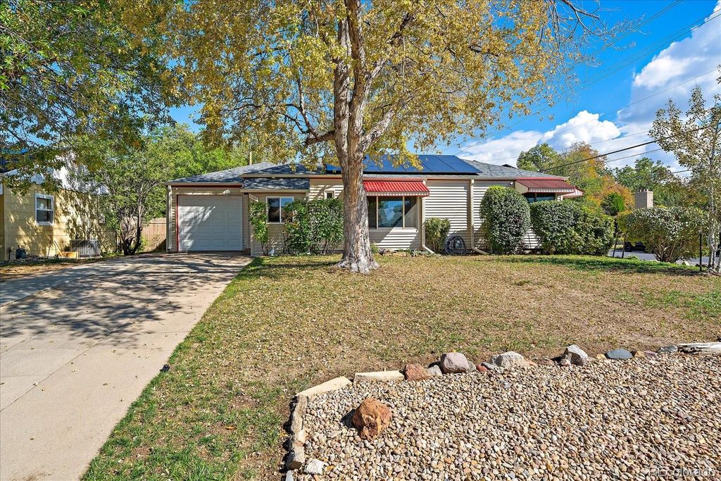 1100 Lansing Street, Aurora, CO 80010