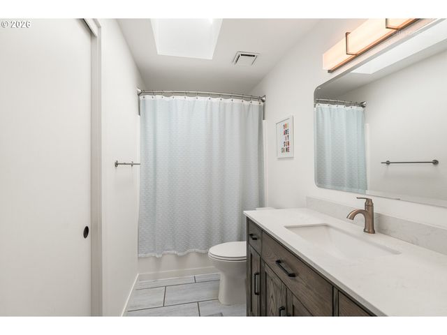 16342 Nw JOSCELYN St, Beaverton, OR 97006