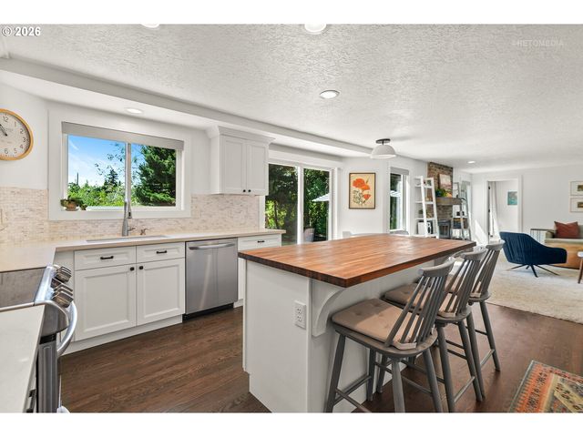 16342 Nw JOSCELYN St, Beaverton, OR 97006