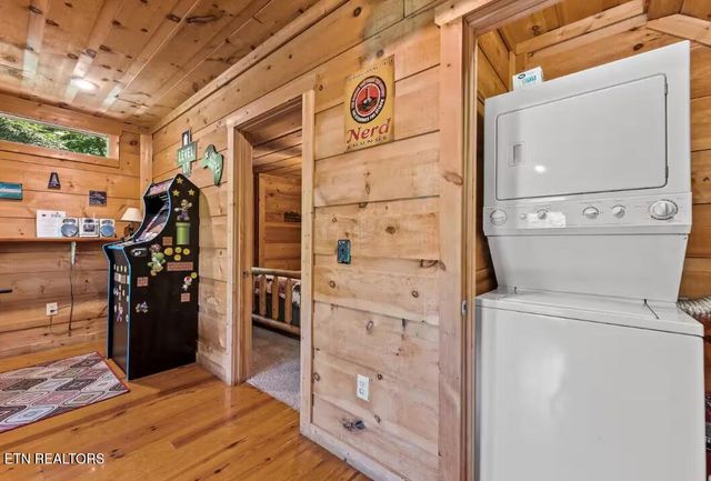 1322 Ridgefield Drive, Sevierville, TN 37876