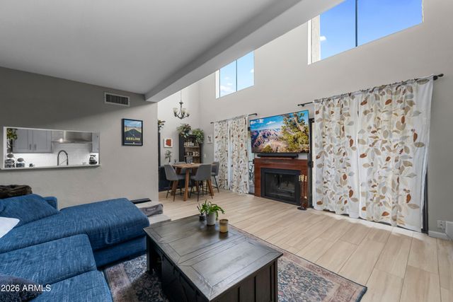 3136 N 38TH Street 11, Phoenix, AZ 85018
