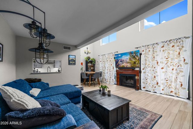 3136 N 38TH Street 11, Phoenix, AZ 85018
