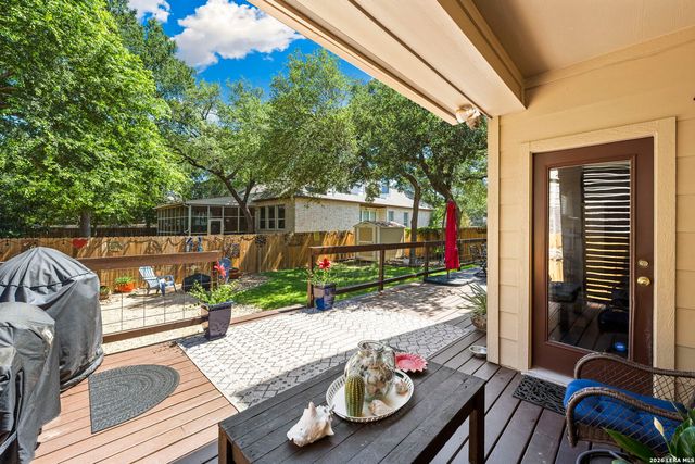8707 Santa Fe Cove, Helotes, TX 78023