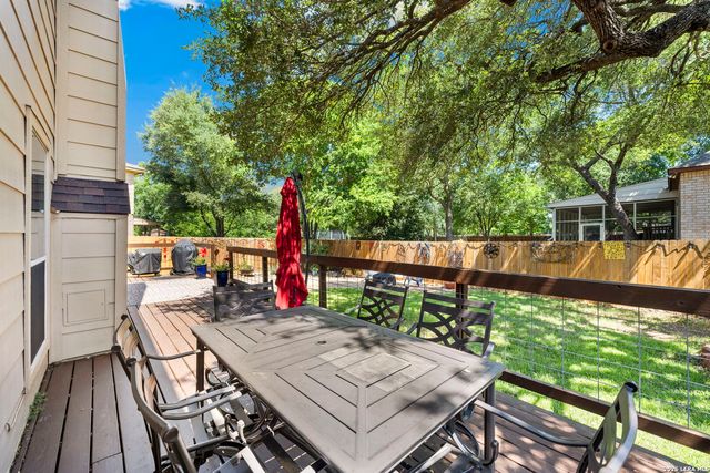 8707 Santa Fe Cove, Helotes, TX 78023