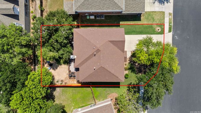 8707 Santa Fe Cove, Helotes, TX 78023