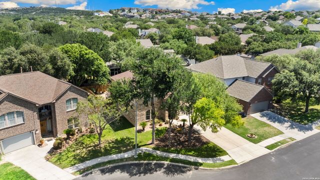 8707 Santa Fe Cove, Helotes, TX 78023