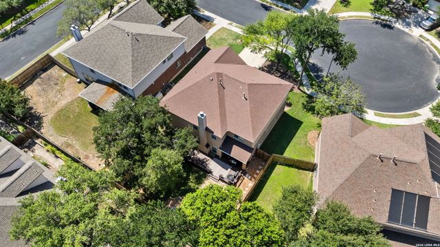 8707 Santa Fe Cove, Helotes, TX 78023