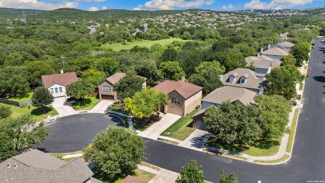 8707 Santa Fe Cove, Helotes, TX 78023