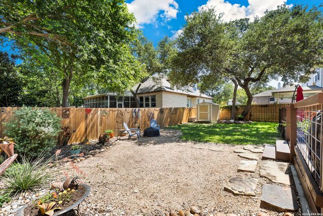 8707 Santa Fe Cove, Helotes, TX 78023