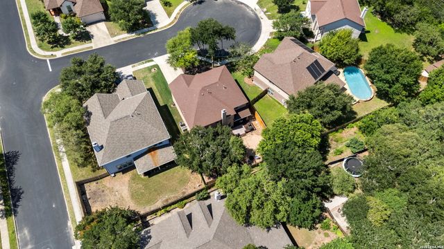 8707 Santa Fe Cove, Helotes, TX 78023
