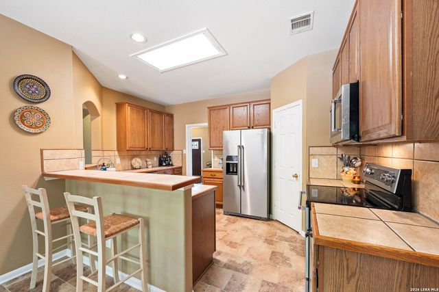 8707 Santa Fe Cove, Helotes, TX 78023