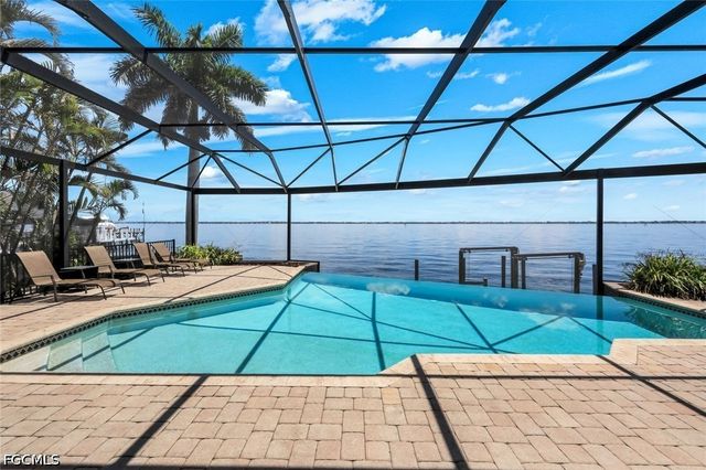 3115 SE 22nd PL, Cape Coral, FL 33904