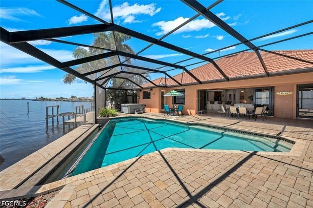 3115 SE 22nd PL, Cape Coral, FL 33904