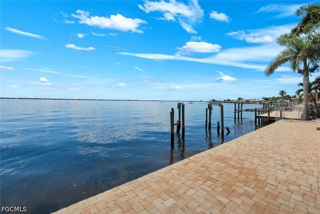 3115 SE 22nd PL, Cape Coral, FL 33904