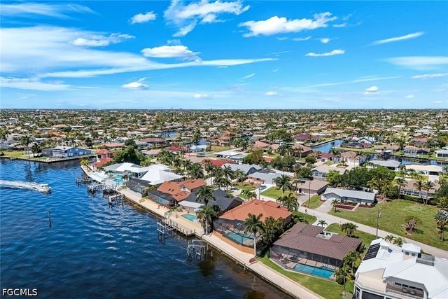 3115 SE 22nd PL, Cape Coral, FL 33904