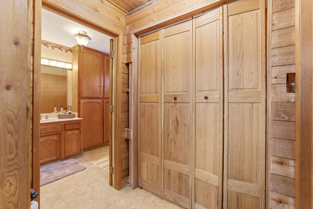 38443 Red Leaf Lane, Shaver Lake, CA 93664