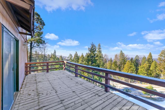 38443 Red Leaf Lane, Shaver Lake, CA 93664