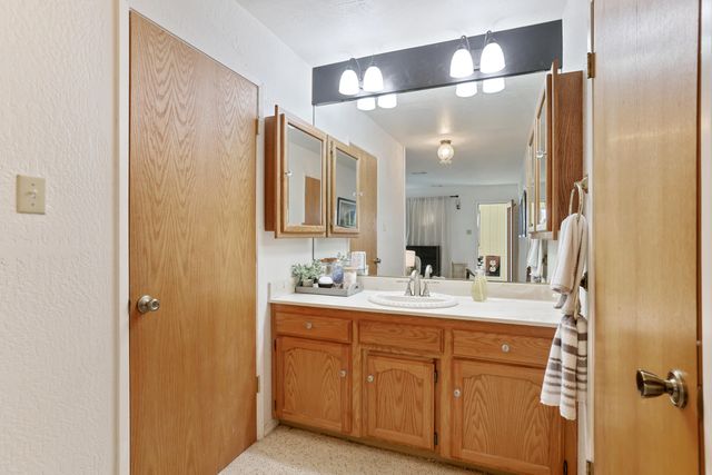 38443 Red Leaf Lane, Shaver Lake, CA 93664