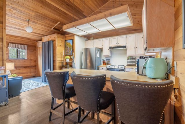 38443 Red Leaf Lane, Shaver Lake, CA 93664