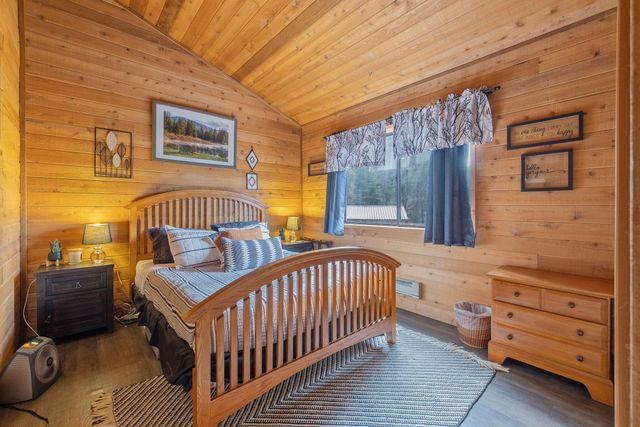 38443 Red Leaf Lane, Shaver Lake, CA 93664