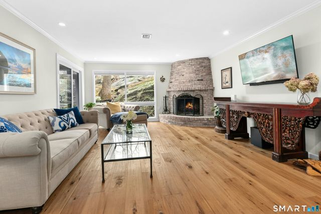 92 Ledgebrook Drive 92, Norwalk, CT 06854