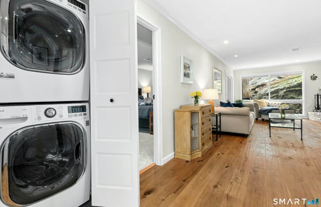 92 Ledgebrook Drive 92, Norwalk, CT 06854