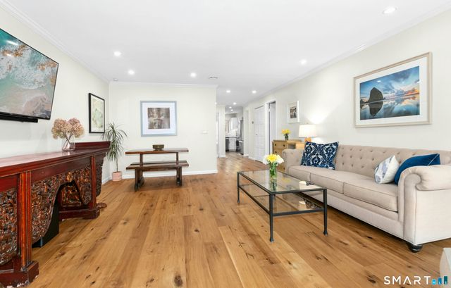 92 Ledgebrook Drive 92, Norwalk, CT 06854