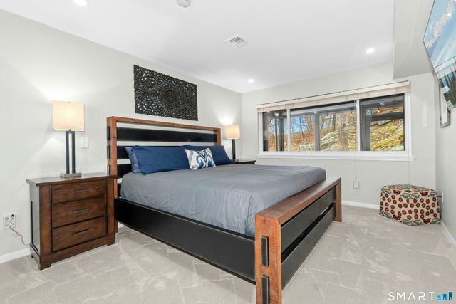 92 Ledgebrook Drive 92, Norwalk, CT 06854