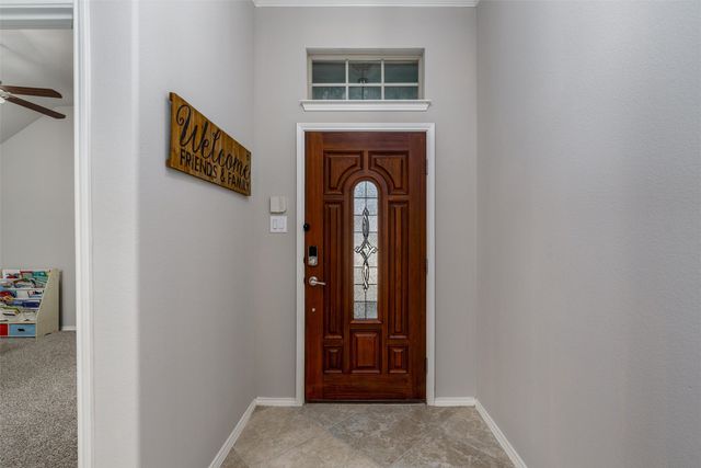 975 Crockett Drive, Lavon, TX 75166