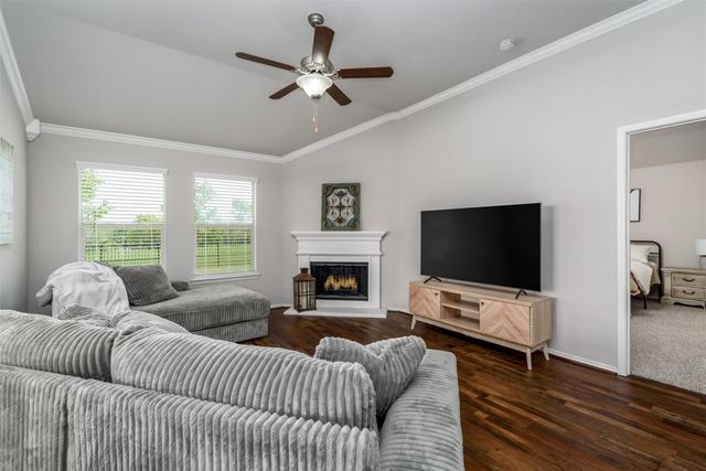 975 Crockett Drive, Lavon, TX 75166