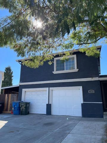 846 Del Monte Court, Manteca, CA 95336