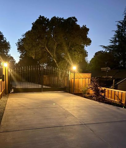 20599 Leonard Road, Saratoga, CA 95070