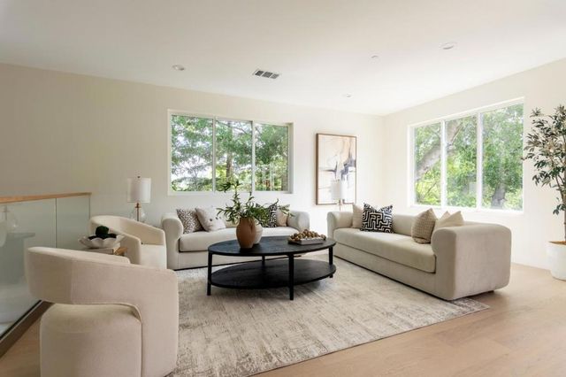 20599 Leonard Road, Saratoga, CA 95070