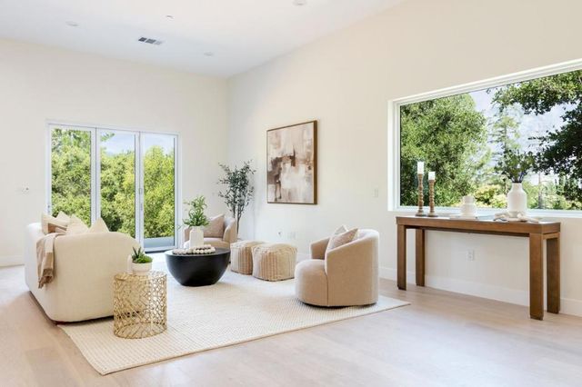 20599 Leonard Road, Saratoga, CA 95070