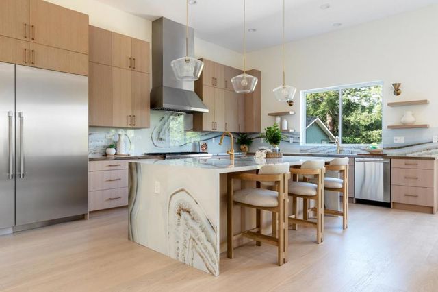 20599 Leonard Road, Saratoga, CA 95070