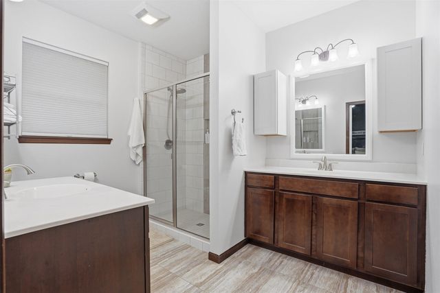 1229 Partridge Lane, Waterloo, IA 50701