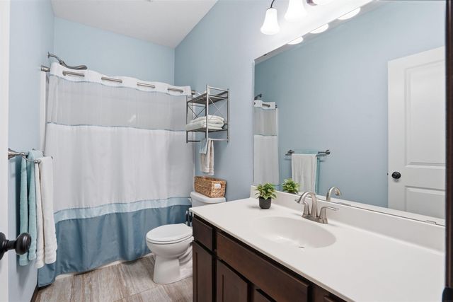 1229 Partridge Lane, Waterloo, IA 50701