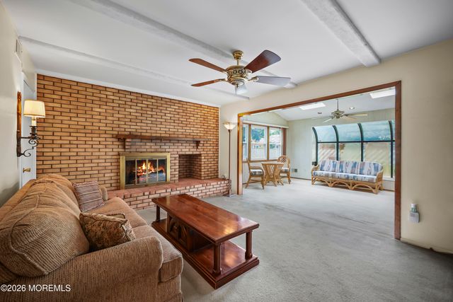 21 Forge Court, Freehold, NJ 07728