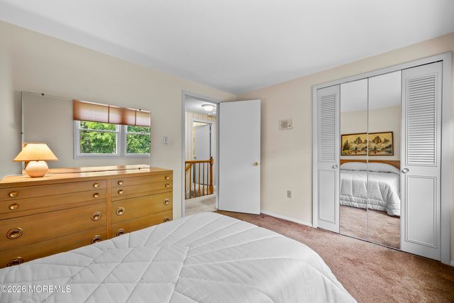 21 Forge Court, Freehold, NJ 07728
