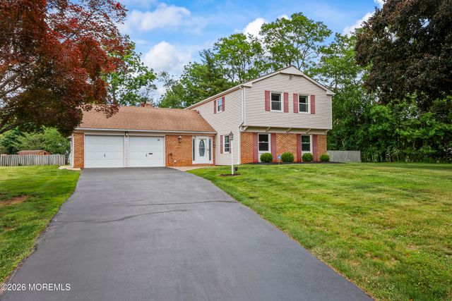 21 Forge Court, Freehold, NJ 07728