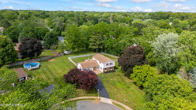 21 Forge Court, Freehold, NJ 07728