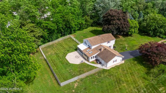 21 Forge Court, Freehold, NJ 07728